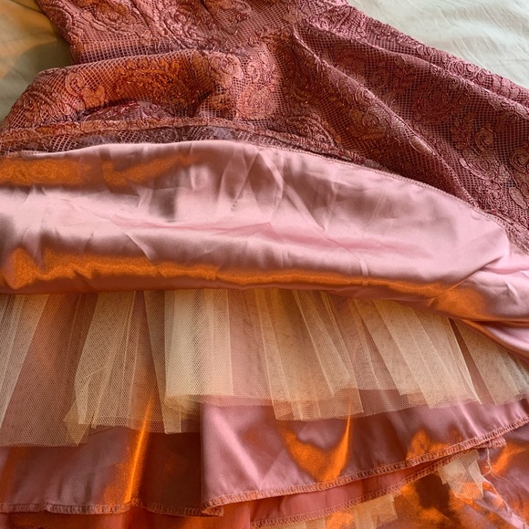 Fancy prom / winter formal dress - Picture 3 of 9